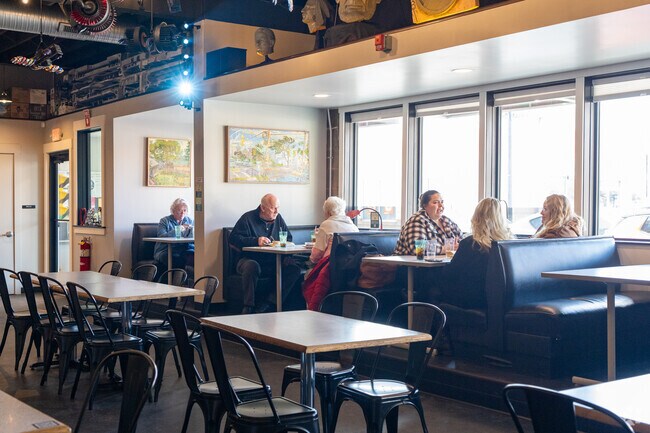 12 Points Market near The Avenues offers food and drink 7 days a week.