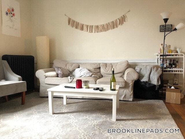 318 St Paul St unit 5, Brookline, MA 02446 - photo 2