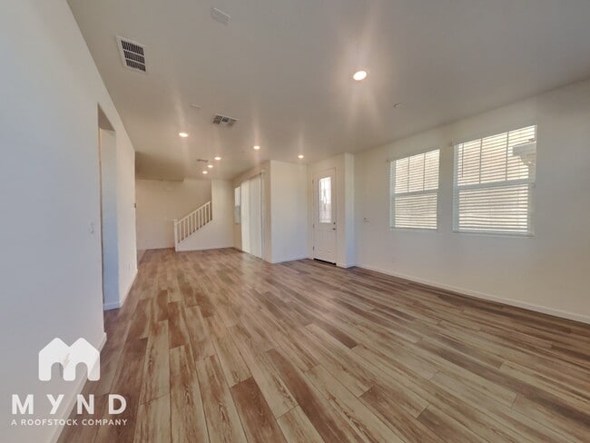 7942 Pitcher St, Citrus Heights, CA 95610 - photo 4