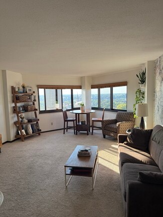 1633 N Prospect Ave Unit 17C, Milwaukee, WI 53202