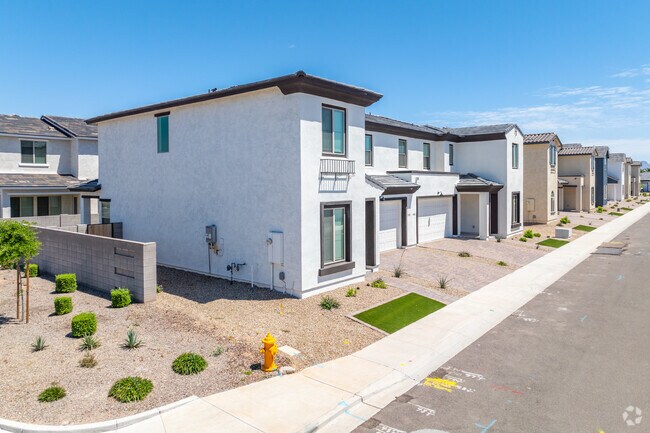 Bella Encanta, Mesa, AZ 85209 - photo 2