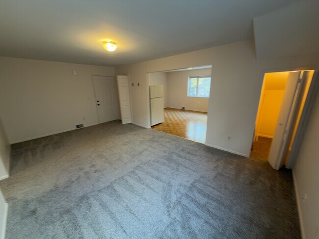 846 Beaconsfield Ave unit 1, Grosse Pointe Park, MI 48230 - photo 7