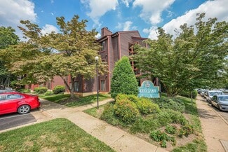 2815 Lee Oaks Ct, Falls Church, VA 22046
