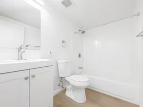 1405 Veterans Hwy unit O-02, Bristol, PA 19007 - photo 4