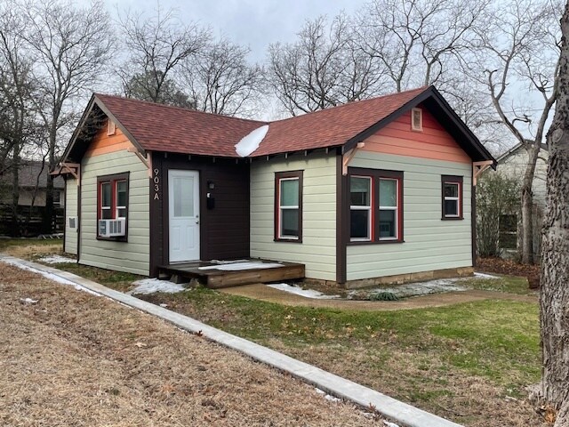 903 Haynes St unit A, Denton, TX 76201 - photo 2