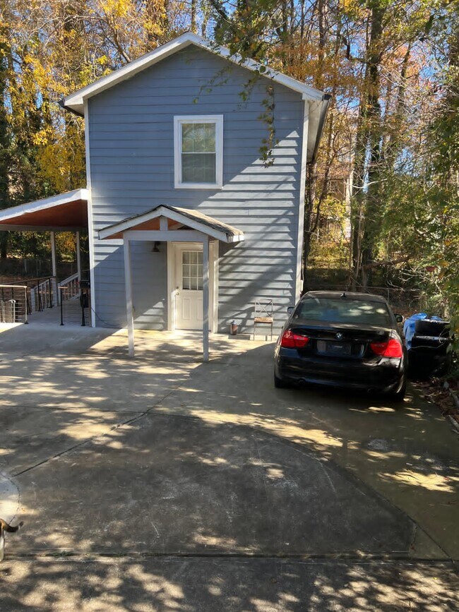 6012 Meadowbrook Dr unit Guest Quarter, Norcross, GA 30093 - photo 3