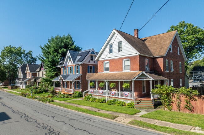 Most homes in East End have small front yards and large porches.