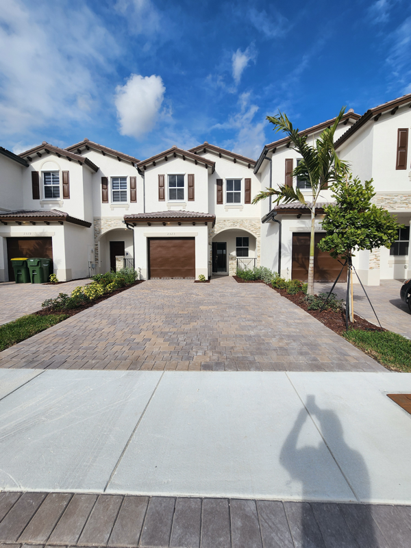 2883 SE 25th Terrace, Homestead, FL 33035