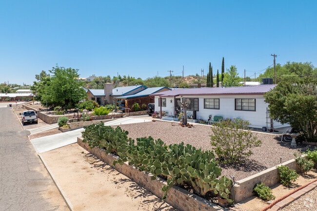 Benson homes are mostly ranch-style structures built in the 1950s.
