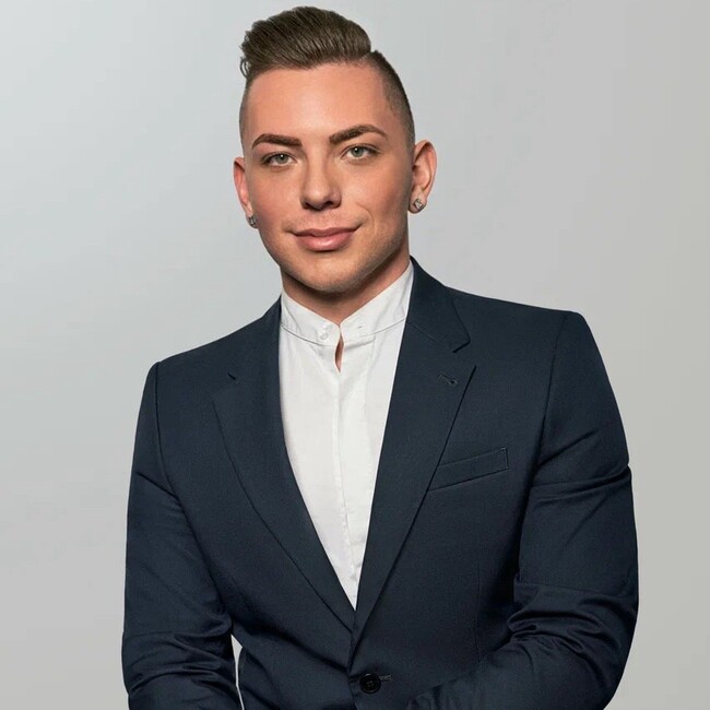 Agent Photo