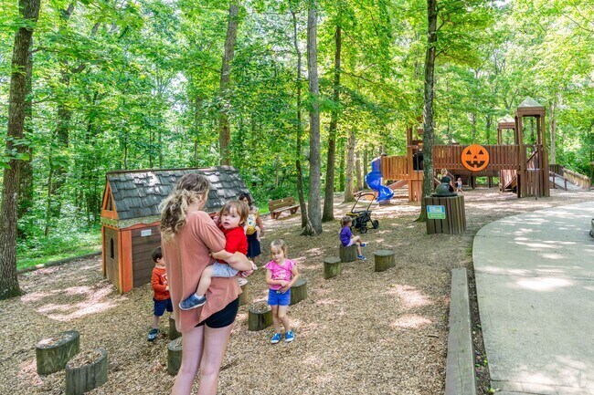 The Pumpkin Patch is the perfect daytime get away for families on Signal Mountain.