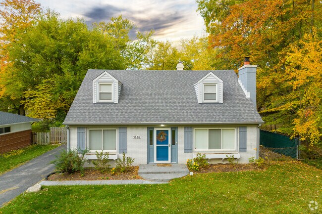 Housing options in Nora/Far Northside cater to various price points.