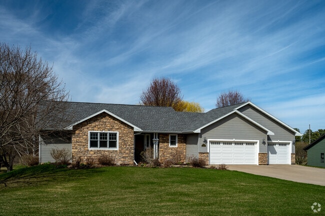 Custom homes make up a large portion of the housing just outside Holmen.