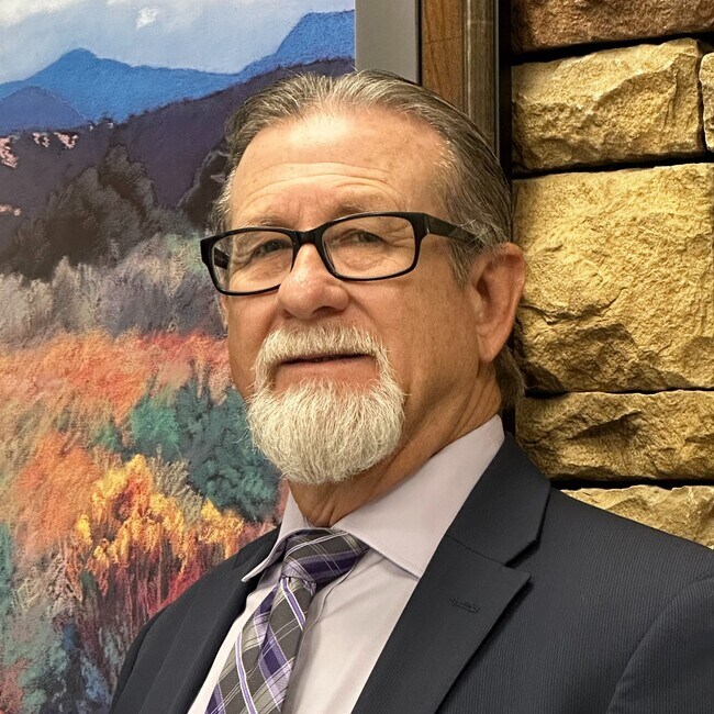 Charles Fowler Real Estate Agent in ,