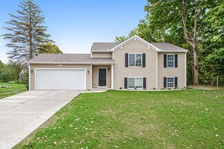 1487 Lee Ann Ave, Defiance, OH 43512