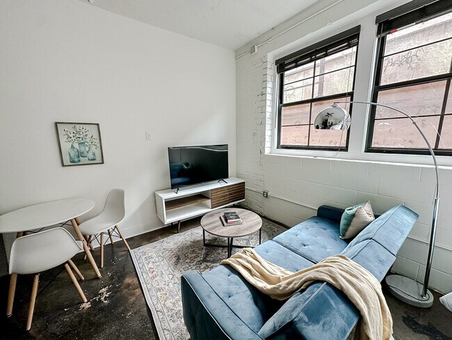 701 E 2nd St N unit ID1074455P, Wichita, KS 67202 - photo 3