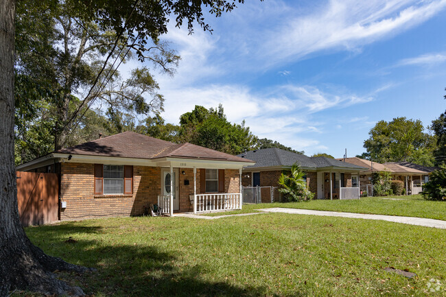 Homes in South Garden vary in size and style.