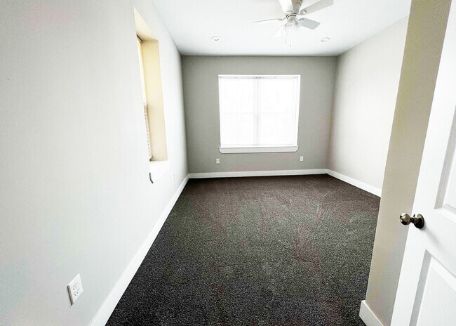 3216 Bishop St unit 3216-01, Cincinnati, OH 45220 - photo 4