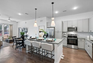 1001 Broadbank Dr, Belville, NC 28451