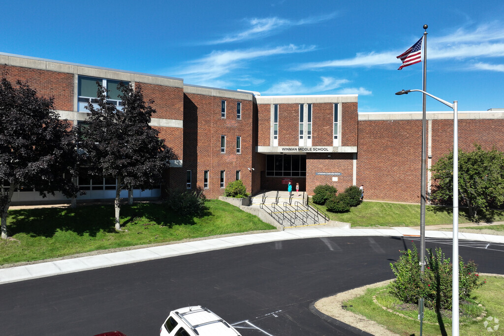 Winman Junior High School in Warwick serves the children in the western part of the city.