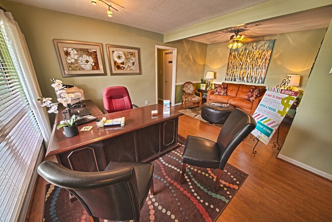 Ashford Terrace, Huntsville, AL 35816 - photo 7