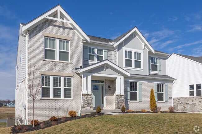 Sanctuary Village has newly developed homes in Villa Hills.