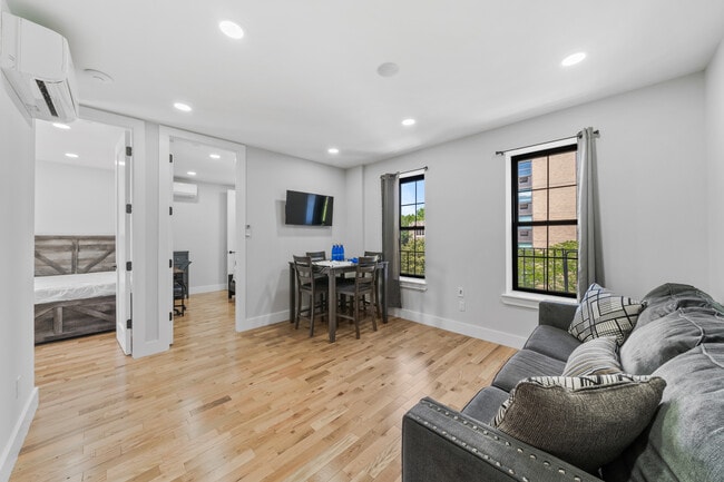 2505 Hoffman St, Bronx, NY 10458 - photo 7