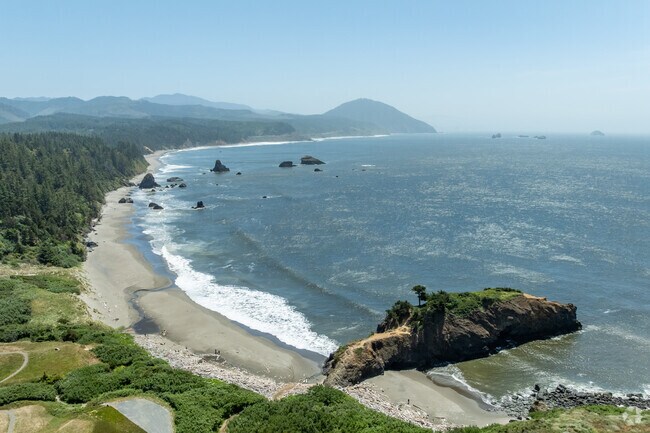 Sandy beaches, coves and bluffs line the shores of Port Orford.