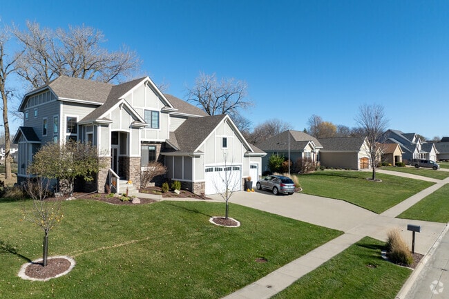 On Urbandale's west side, developments of impressive new Traditional homes are springing up.