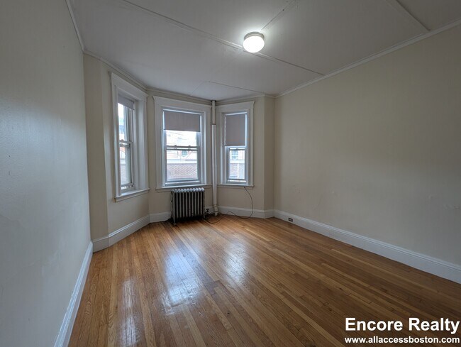 1191 Boylston St unit 9, Boston, MA 02215 - photo 6
