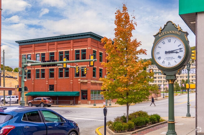 Nearby Kittanning has plenty of shops and dining options just outside of East Franklin.