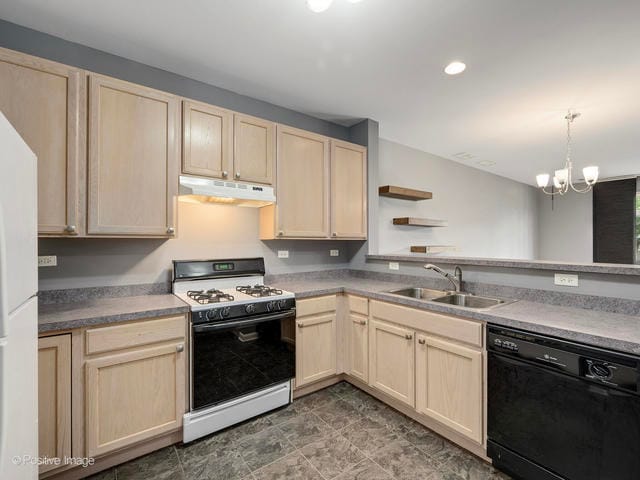 835 Genesee Dr, Naperville, IL 60563 - photo 7