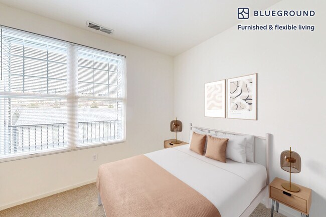 1700 E 5th St unit FL2-ID2577A, Huntington Station, NY 11746 - photo 7