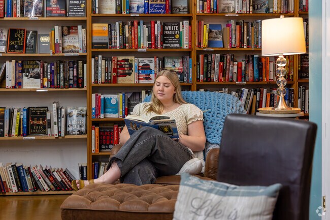 Beach Town Books, a favorite little stop for residents of Marblehead, sells new and used books for readers to enjoy.