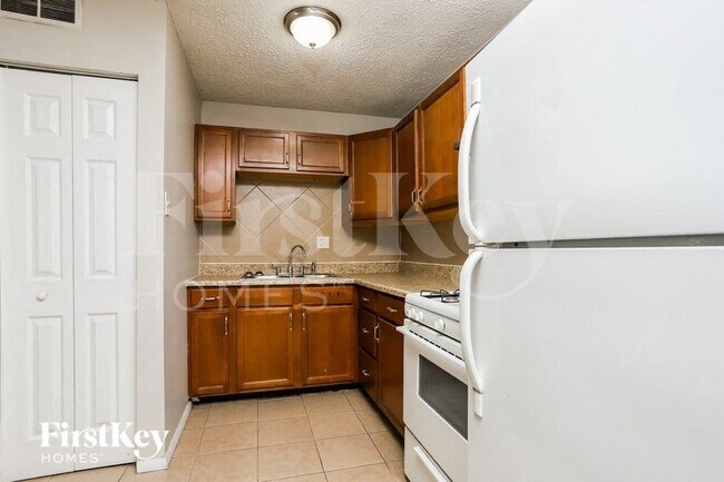 508 Saratoga Ln, Hazelwood, MO 63042 - photo 7