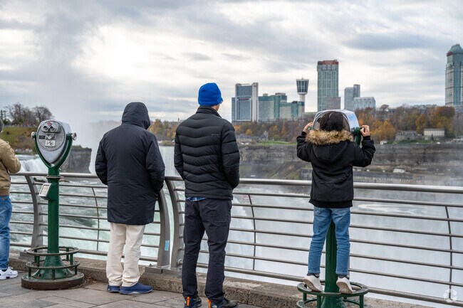 Niagara Falls State Park, located in South End, offers residents a front-row seat to the rushing waters and scenic beauty of one of the world’s most visited parks.