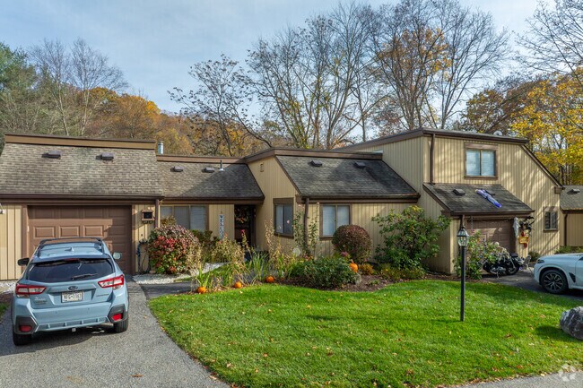 Two- and three-bedroom condos in Heritage Hills offer spacious living.