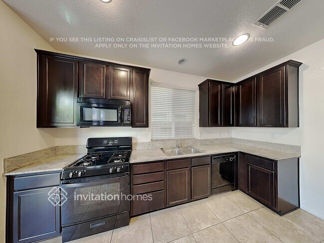 8925 Robbins Rd, Sacramento, CA 95829 - photo 6