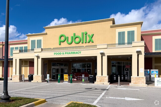 Winter Springs residents favor Publix in Winter Springs Shopping Center.