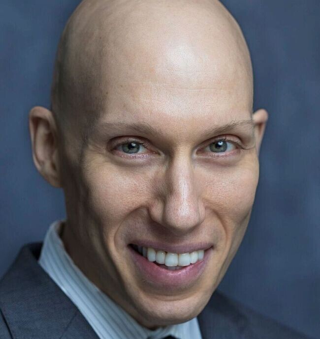Agent Photo