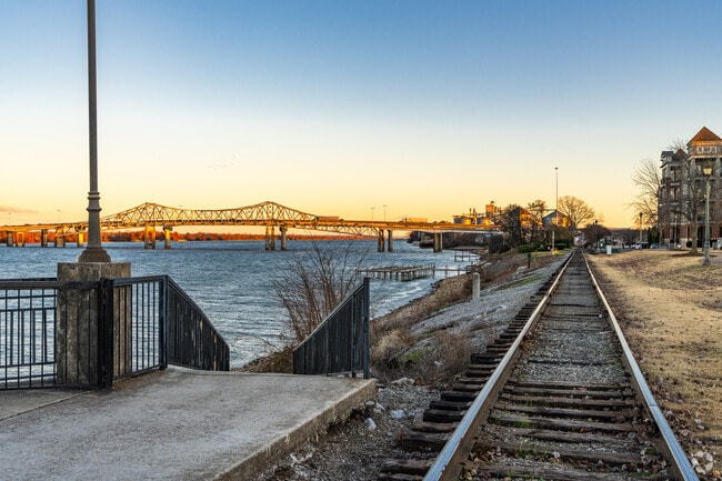Delano Park is only a few minutes from the Tennessee River.