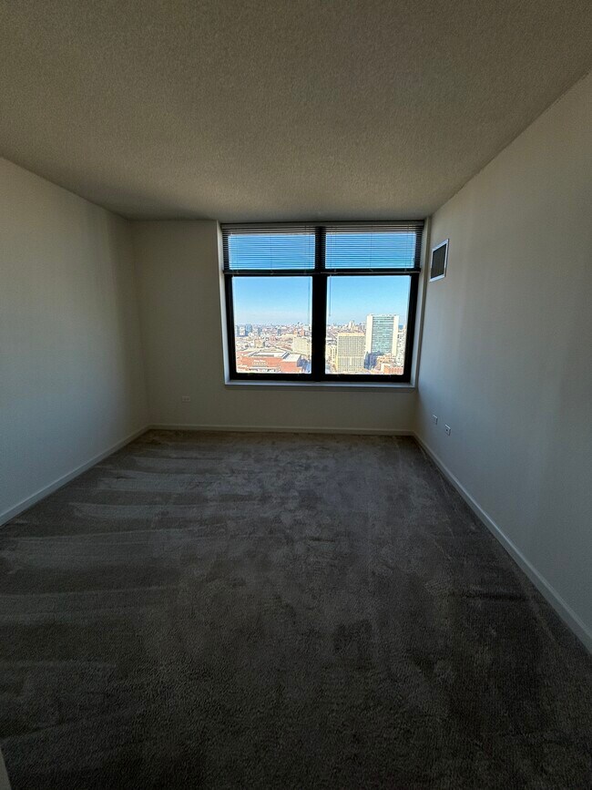 333 N Desplaines St unit 1307, Chicago, IL 60661 - photo 6