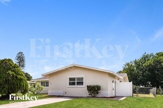 1410 NE 5th Ln, Cape Coral, FL 33909