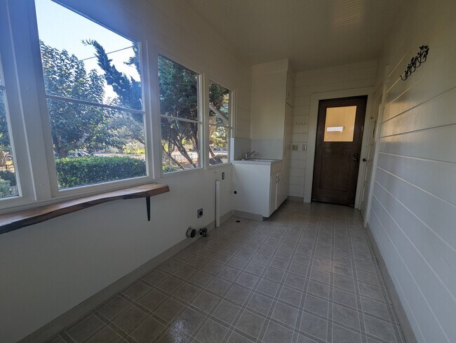 4153 Bolsa Rd, Hollister, CA 95023 - photo 5
