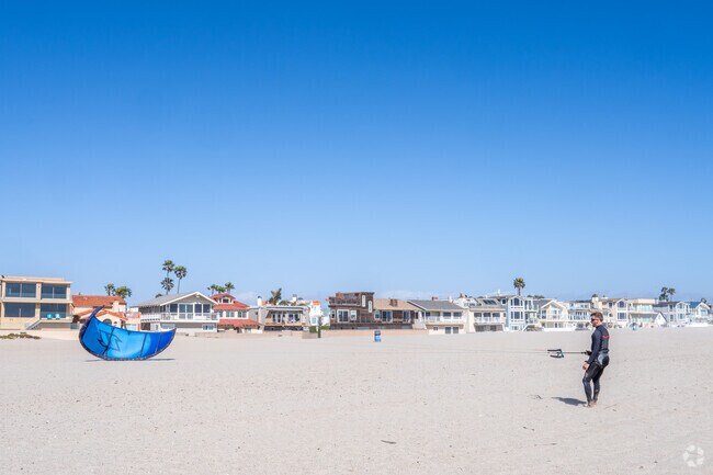 Oxnard's famous beaches are only 7 miles away from West Village.