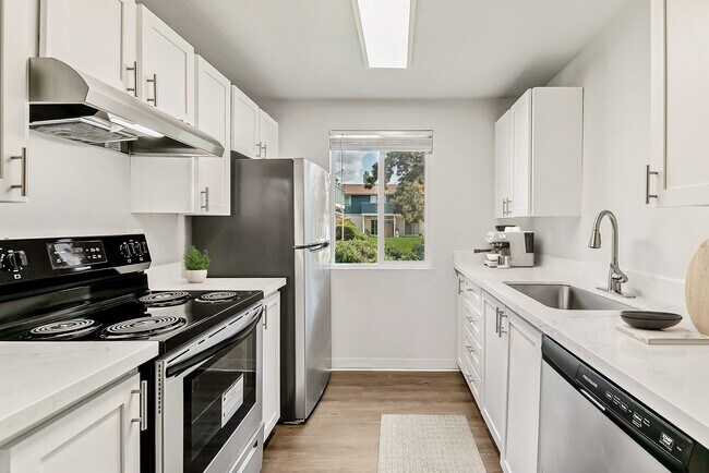 The Landing Apartments, Fife, WA 98424 - photo 4