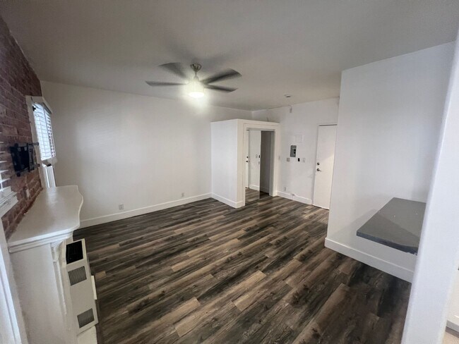 307 N Rampart Blvd, Los Angeles, CA 90026 - photo 7