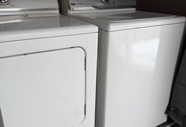 24684 W Lake Shore Dr, Round Lake Beach, IL 60073 - photo 3