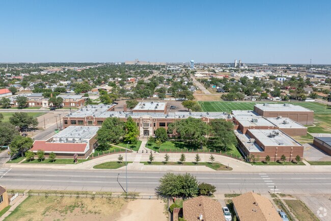 A cornerstone of early education, Mann Middle School promotes academic excellence.