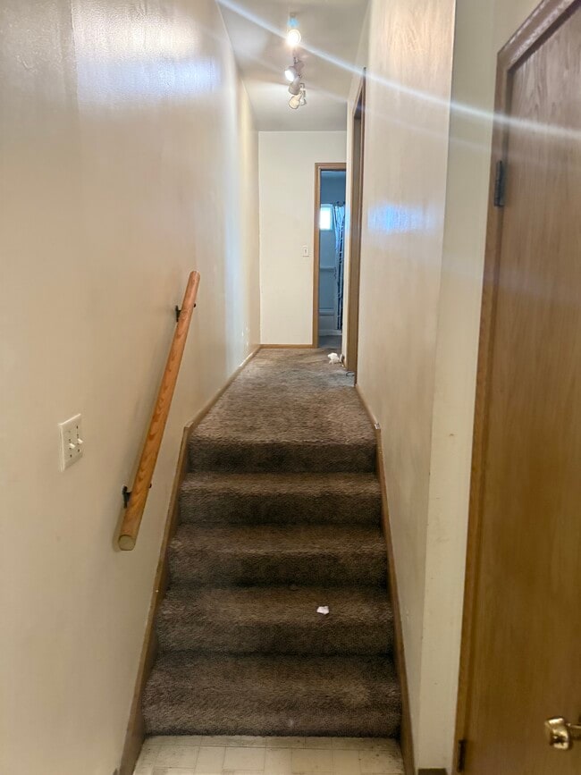 4004 Reservoir Blvd, Columbia Heights, MN 55421 - photo 6